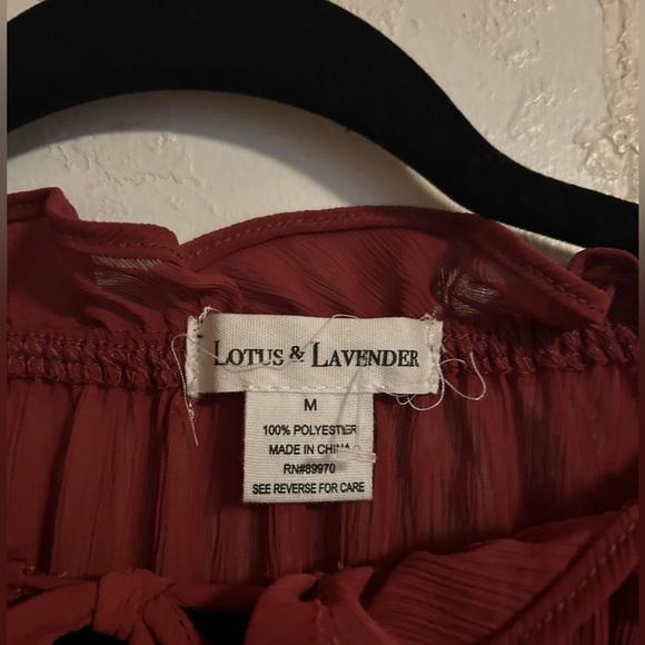 Lotus & Lavender size M off the shoulder blouse - Picture 2 of 4